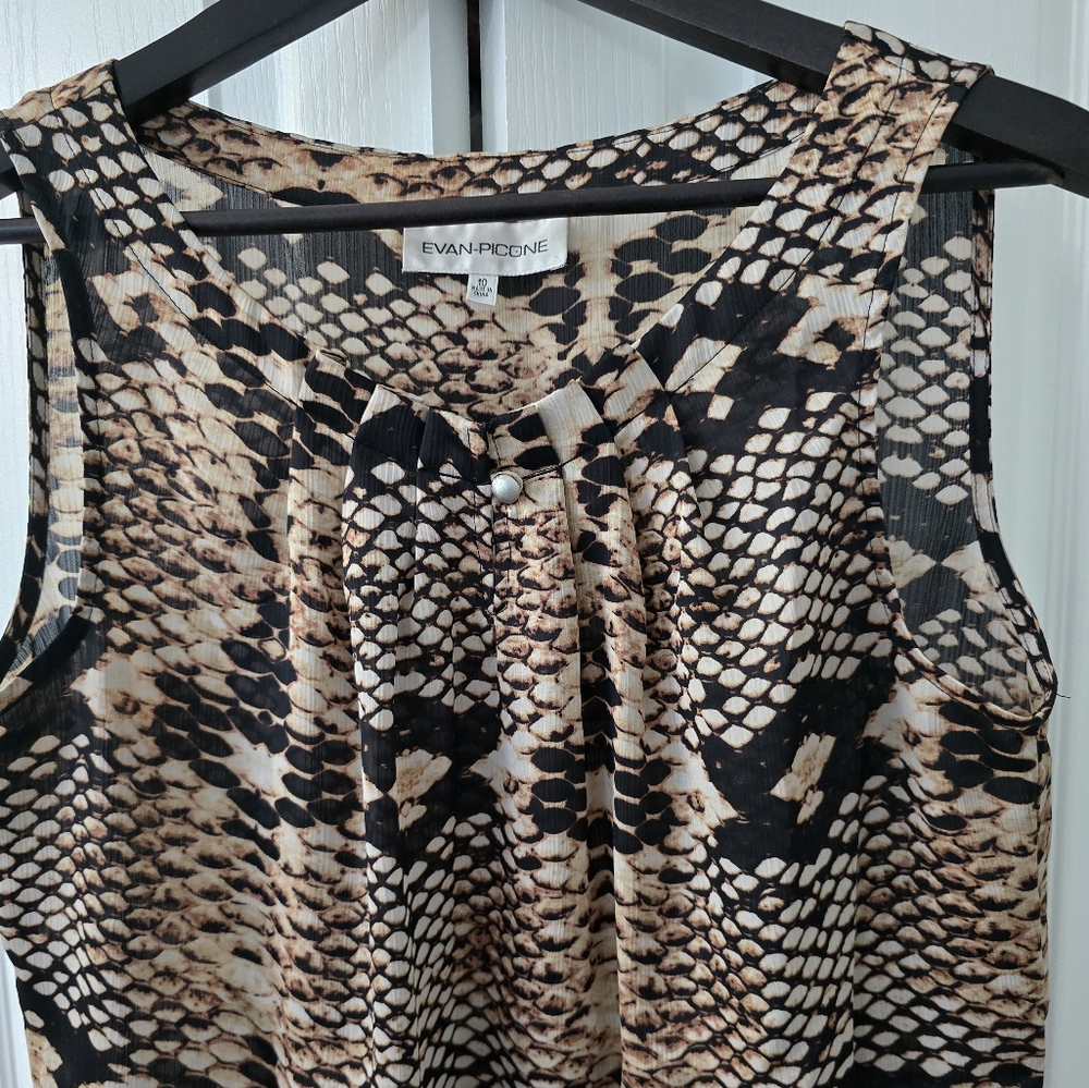 VNT woman's blouse